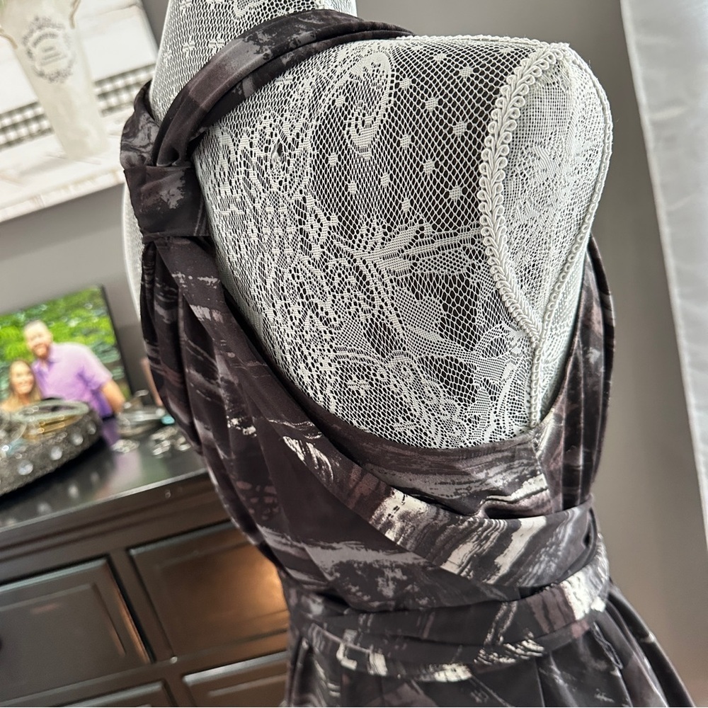 BCBGMAXAZRIA Retro Early 00’s Black Marble Print Sleeveless Tunic Size Small - Picture 8 of 14